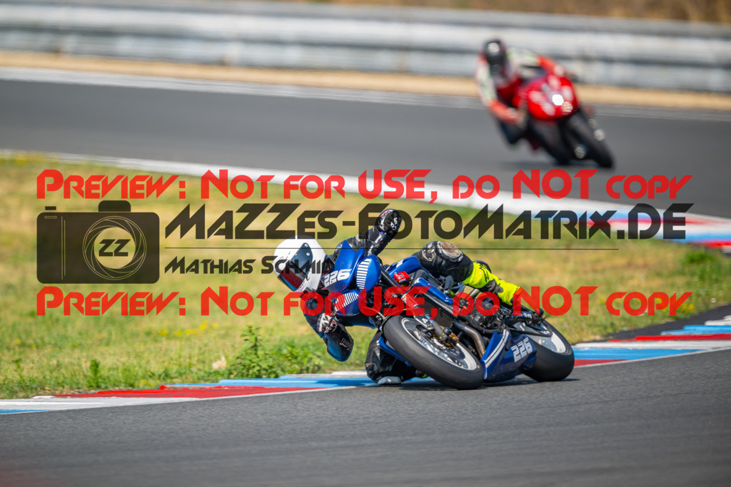 MaZZes-Fotomatrix-20260805-518694 | R1