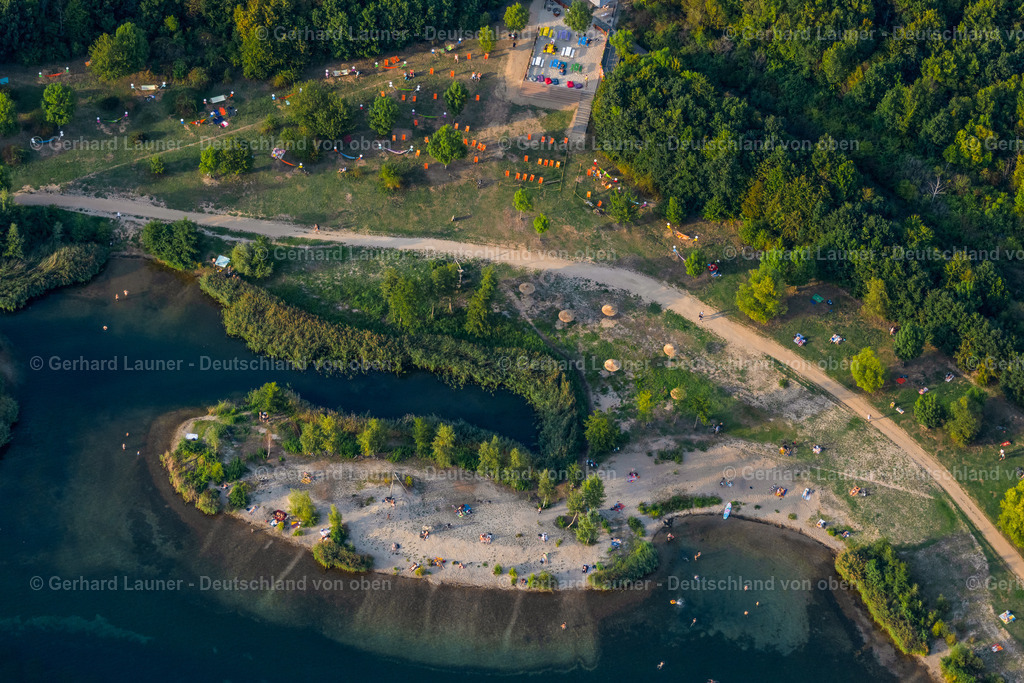 4040717 | BRAUNSBEDRA 08.09.2021 Rekultivierung der ehemaligen Tagebau - Fläche an den Uferbereichen des Sees " Geiseltalsee " in Braunsbedra im Bundesland Sachsen-Anhalt, Deutschland. // Open pit re cultivation on the shores of the lake " Geiseltalsee " in Braunsbedra in the state Saxony-Anhalt, Germany. Foto: Gerhard Launer