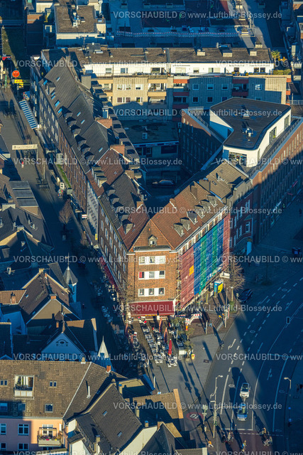 Bottrop230201909 | Luftbild, Eiscafe San Remo Außengastronomie, Einkaufsstraße Gladbecker Straße Ecke Horster Straße, Fassadensanierung, Altstadt, Bottrop, Ruhrgebiet, Nordrhein-Westfalen, Deutschland