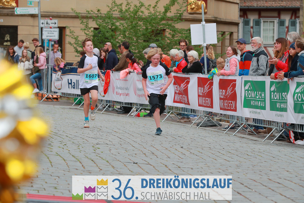 Stadtwerke Schüler und Jugendlauf 1,7km | 3koenigslauf 2022 Stadtwerke Schüler und Jugenlauf 1,7km - Realisiert mit Pictrs.com