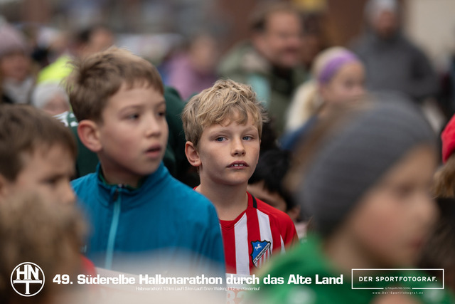 Süderelbe Halbmarathon 2025 I 09.11.2025 I Fotograf_DerSportfotograf.I 00110 | Der Sportfotograf. - Realisiert mit Pictrs.com