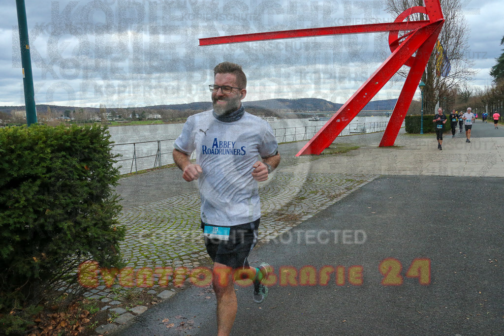 221231_1158_EX1_9819 | Sportfotografie im Rhein-Sieg Kreis, Köln, Bonn, NRW, Rheinland Pfalz, Hessen, etc. Unser Tätigkeitsfeld umfasst den Laufsport vom Volkslauf über den Marathon, Duathlon, Triathon bis zum Ultralauf wie Kölnpfad Ultra oder Schindertrail.