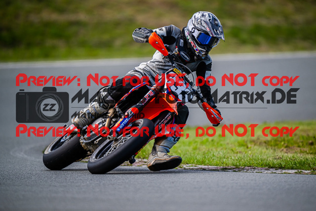 MaZZes_FotoMatrix_220903_2498 | S4