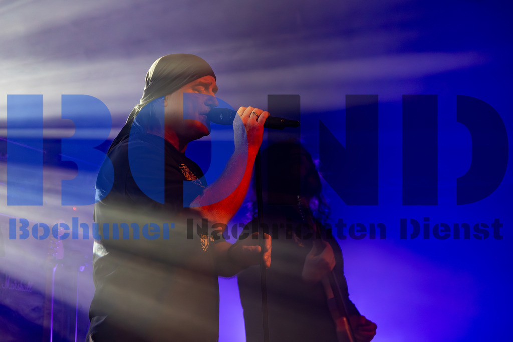 SES_NURPUR20250102-43 | bond - Realisiert mit Pictrs.com