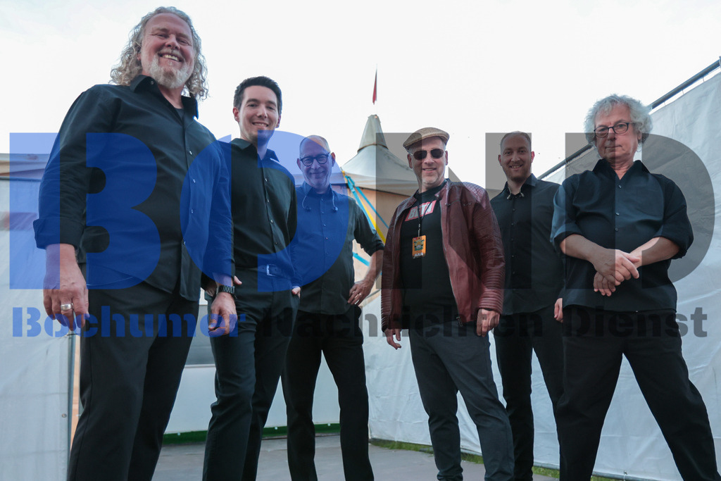 SES_GEBZFR20250828-3 | bond - Realisiert mit Pictrs.com