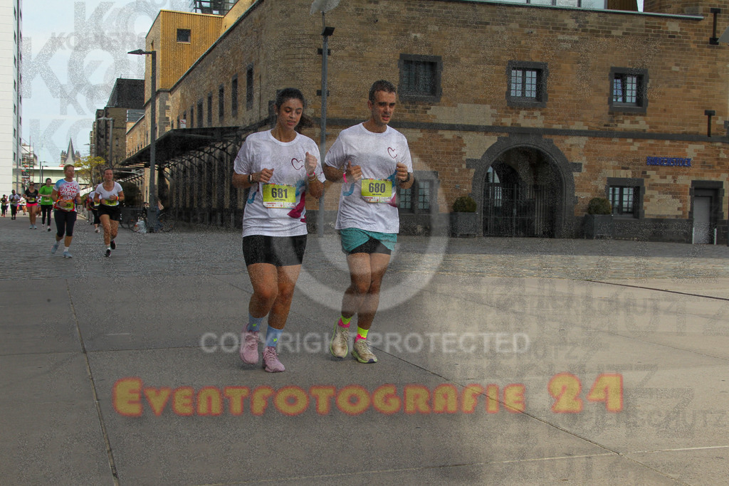 250920_1334_EV4_6118 | Sportfotografie im Rhein-Sieg Kreis, Köln, Bonn, NRW, Rheinland Pfalz, Hessen, etc. Unser Tätigkeitsfeld umfasst den Laufsport vom Volkslauf über den Marathon, Duathlon, Triathon bis zum Ultralauf wie Kölnpfad Ultra oder Schindertrail.