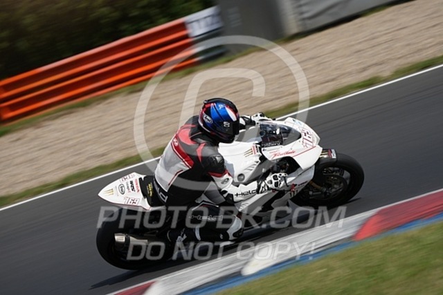 2024_08_09_PBK_17045 | Sportfotografie; SlowMotion; Video; Rennstrecke; Hafeneger; Speer; Racing; RSE; BMW; CBO; Trackday; Motorsportarena; Hockenheimring; Brno; Most; Barcelona; Valencia