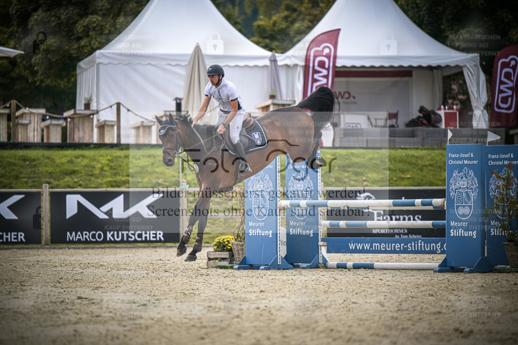 DOS_5563 | Entdecke hochwertige Reitturnierfotos von Foto Oger. Professionell, emotional und authentisch – jetzt Lieblingsmomente im Shop bestellen. - Realisiert mit Pictrs.com