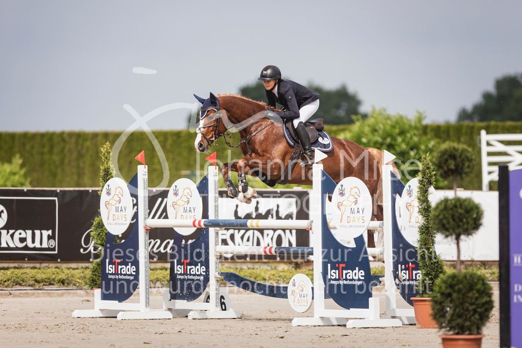 250530_MayDays_SprPf-M-413 | Deine schönsten Turniermomente als professionelle Fotos! Entdecke hochwertige Pferdesport-Fotografie im Online-Shop. Jetzt Fotos finden & bestellen!