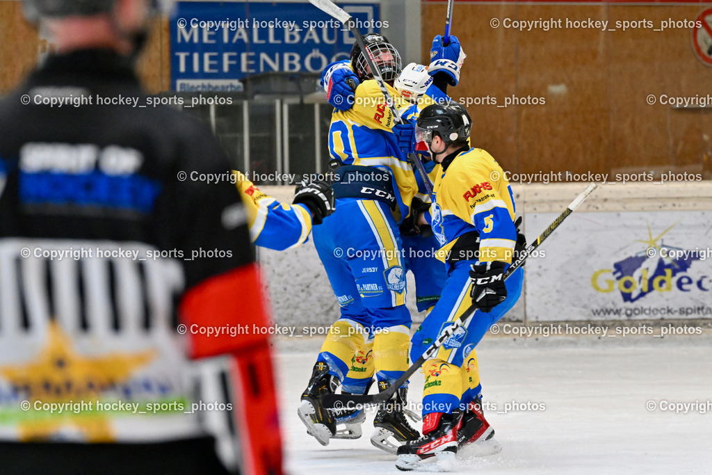 ELV Zauchen vs. EC Tigers Paternion | Jubel ELV Zauchen Mannschaft, #30 Müller Samuel ELV Zauchen, #33 Mosser Dominik ELV Zauchen, #5 Eder Manfred ELV Zauchen, ELV Zauchen vs. EC Icetigers Paternion, ELV Zauchen vs. EC Icetigers Paternion am 23.02.2025 in Spittal an der Drau (Eissportzentrum Spittal), Austria, (Photo by Bernd Stefan)