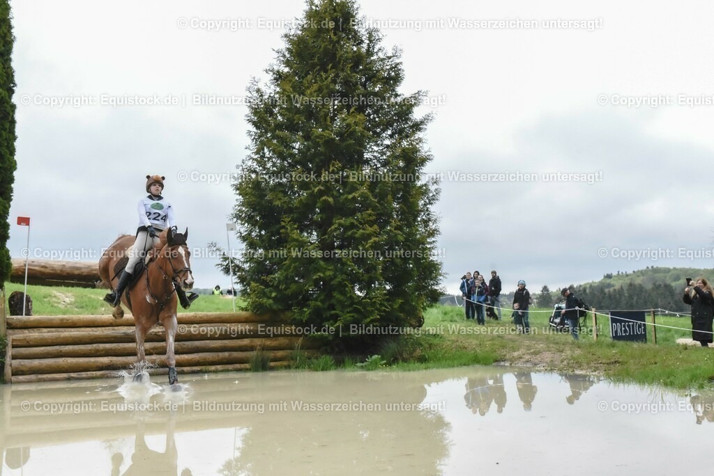 20230513_CCI2_Section2_Gelände_0362 | equistock