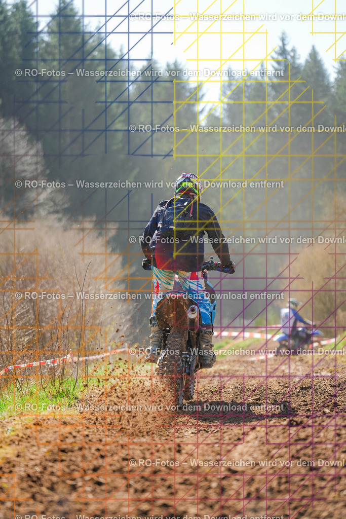 3 Lauf Mernes-820 | Sportfotografie von RO-Fotos: Motorsport, Motocross, Enduro, Laufveranstaltungen und Triathlon. Professionelle Fotos von Sportlern und Events. - Realisiert mit Pictrs.com