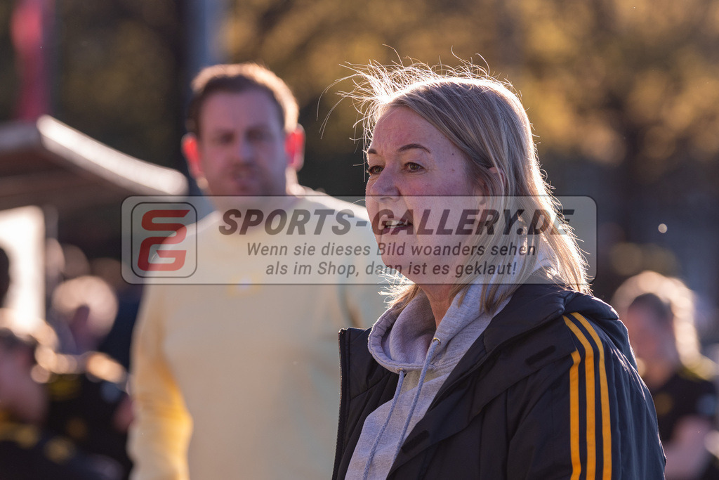 SM_20250425-D85_2680 | 1.Bundesliga Feld - Rückrunde (W) HTHC - DCADA / 1:2