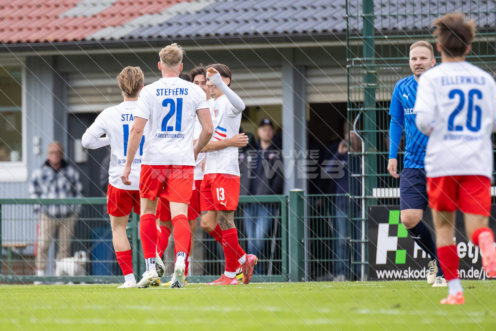 20251004_Picselweb-Fotografie_1R3_3626_web | Bezirkspokal Viertelfinale, SV Ahlerstedt/Ottendorf - SV Drochtersen/Assel II, Ergebnis 0:3. Foto: Jörg Struwe - picselweb.de - Realisiert mit Pictrs.com