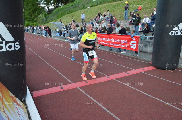 19-28-33_ | Meisterchip Fotoshop - Realisiert mit Pictrs.com