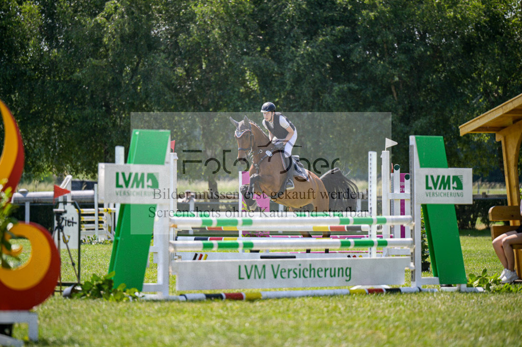 Reitturnier Voxtrup | Entdecke hochwertige Reitturnierfotos von Foto Oger. Professionell, emotional und authentisch – jetzt Lieblingsmomente im Shop bestellen.Deutschlandweite Turnierfotografie. - Realisiert mit Pictrs.com