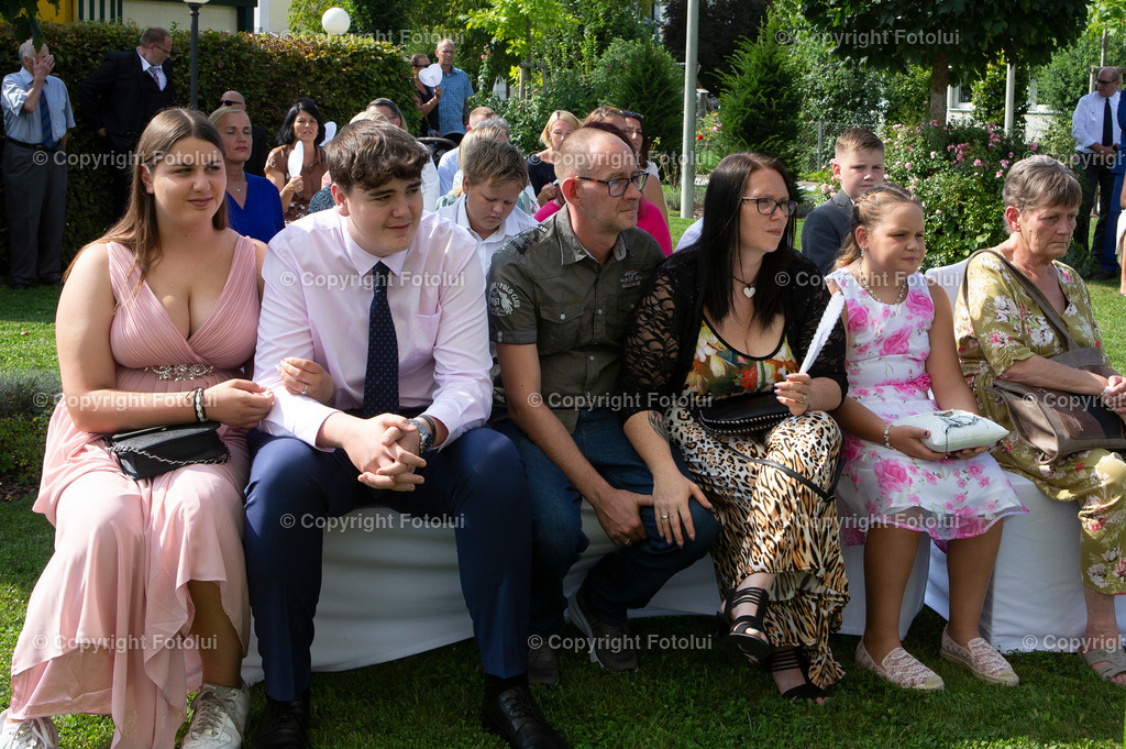 KERSTINFREDYHOCHZEIT_260822_75 | bilder, linz, photo, foto, fussball, sport, fotolui, bundesliga