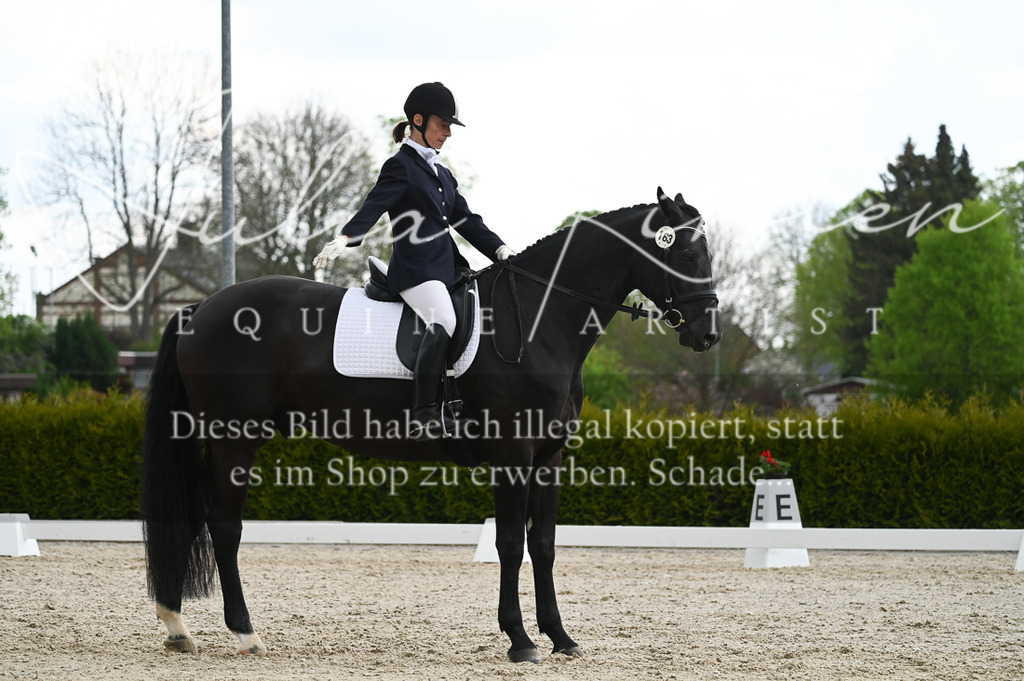 20230512_JK-Röhrsdorf-03-053 | Pferde- und Turnierfotografie in Westsachsen. Pferdeportraits, Auftragszeichnungen und intuitive Kunst.