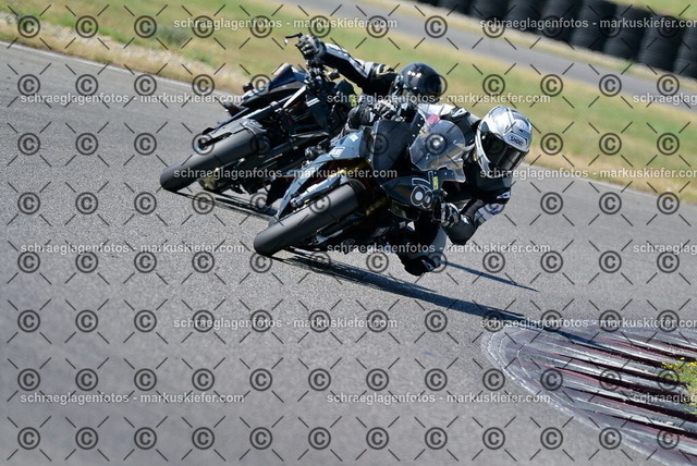 26bt04-0756 | markuskiefer.com - Realisiert mit Pictrs.com