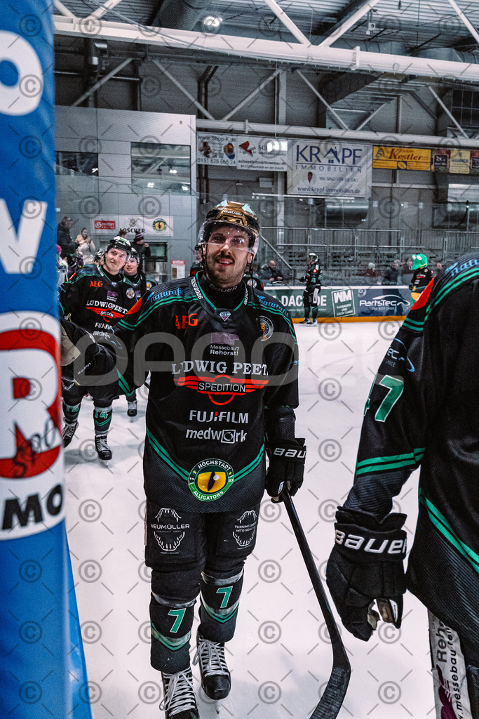 Alligators_vs_Peiting_04_01_2026-127 | Höchstadt Alligators Fotogalerie: Eishockey-Action aus Franken. Professionelle Spielfotos, Portraits & Stadionbilder zum Download. Jetzt entdecken! - Realisiert mit Pictrs.com