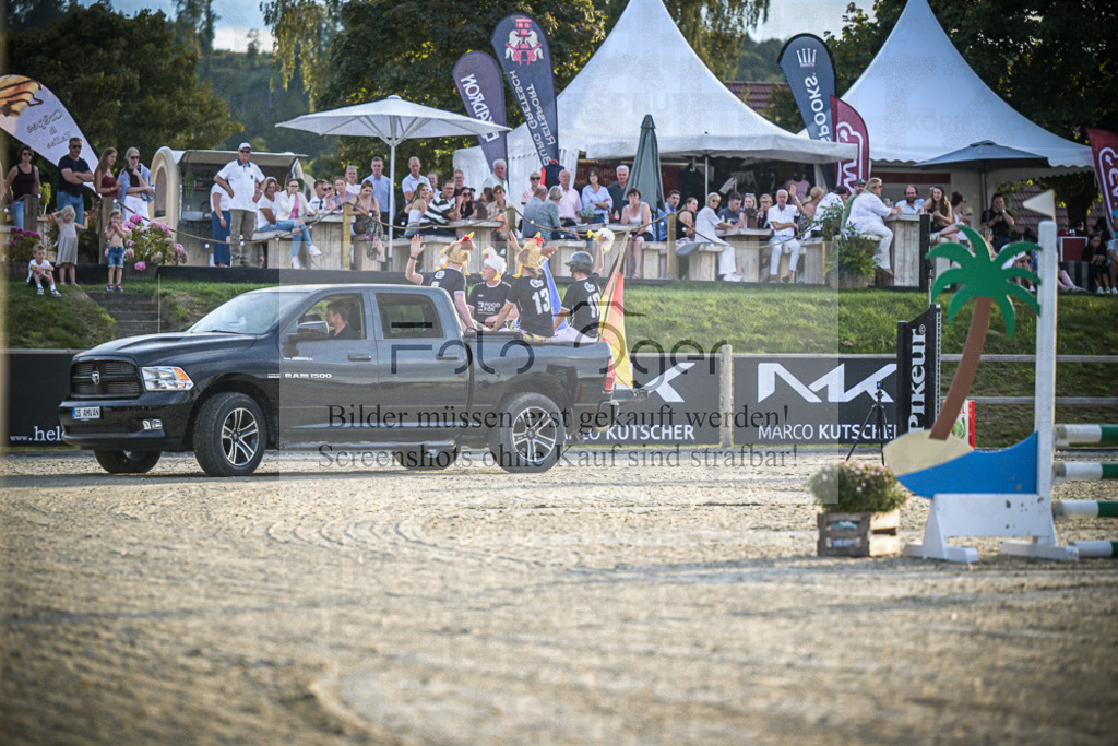 DOS_0234 | Entdecke hochwertige Reitturnierfotos von Foto Oger. Professionell, emotional und authentisch – jetzt Lieblingsmomente im Shop bestellen.Deutschlandweite Turnierfotografie. - Realisiert mit Pictrs.com