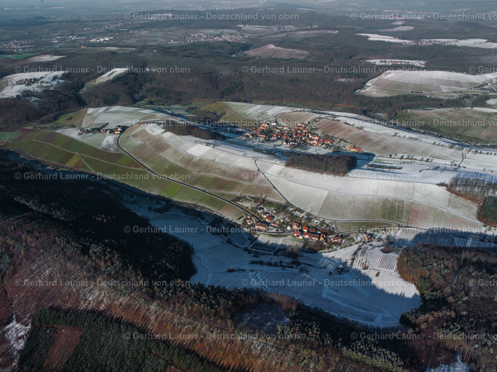 2550200 | Weinberge bei Jettenbach