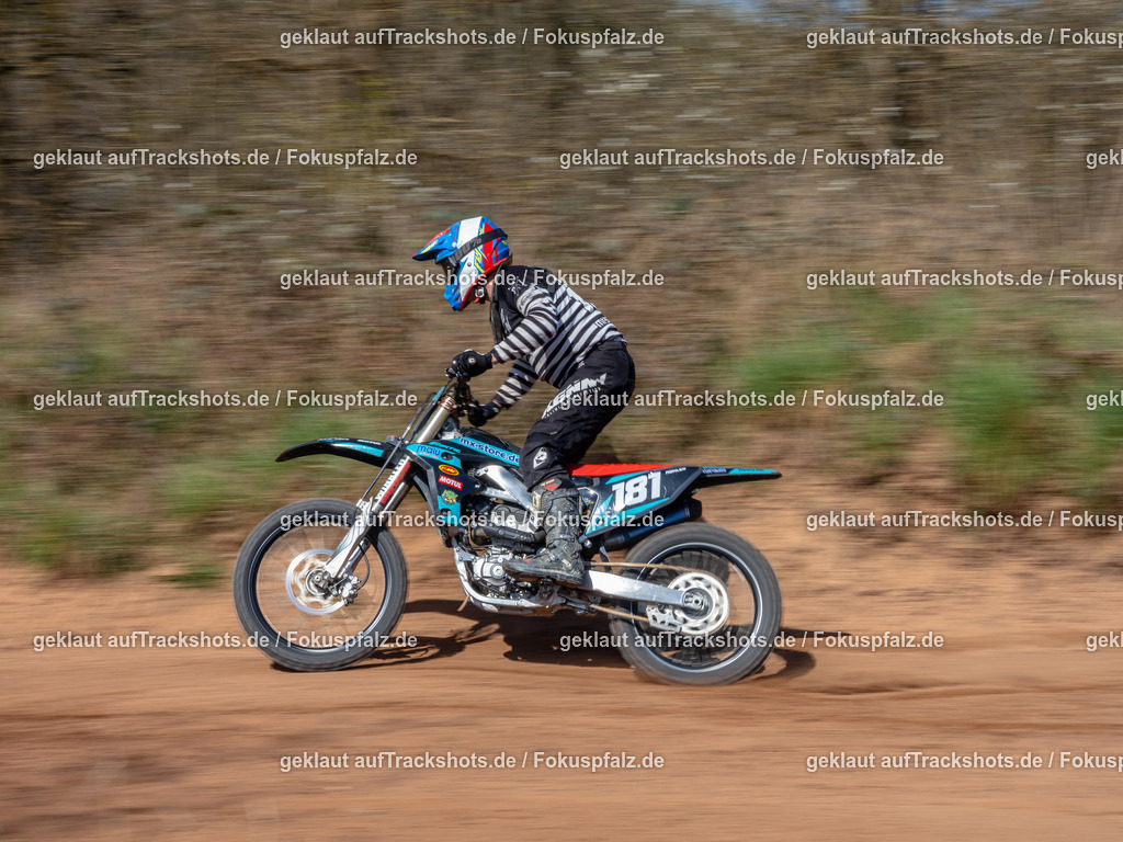 Schweyen040525-51 | Trackshots.de / Fokuspfalz.de - Realisiert mit Pictrs.com