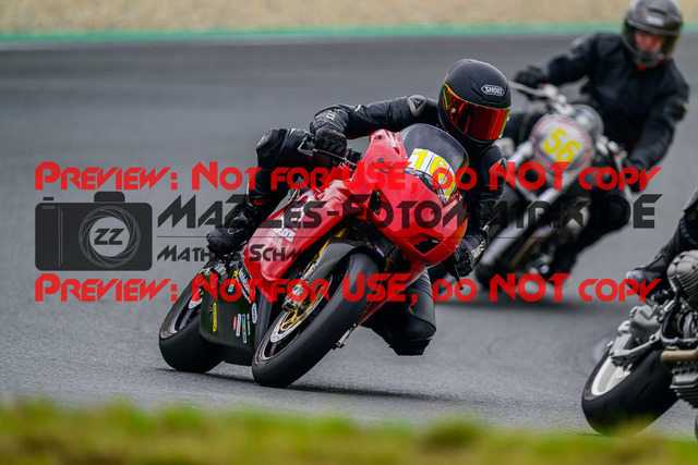 MaZZes_FotoMatrix_240724_6007705_5617 | GELB