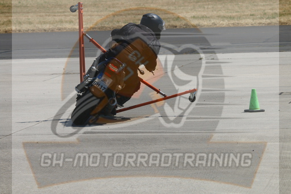 IMG_3096 | gh-motorradtraining-foto.de - Realisiert mit Pictrs.com