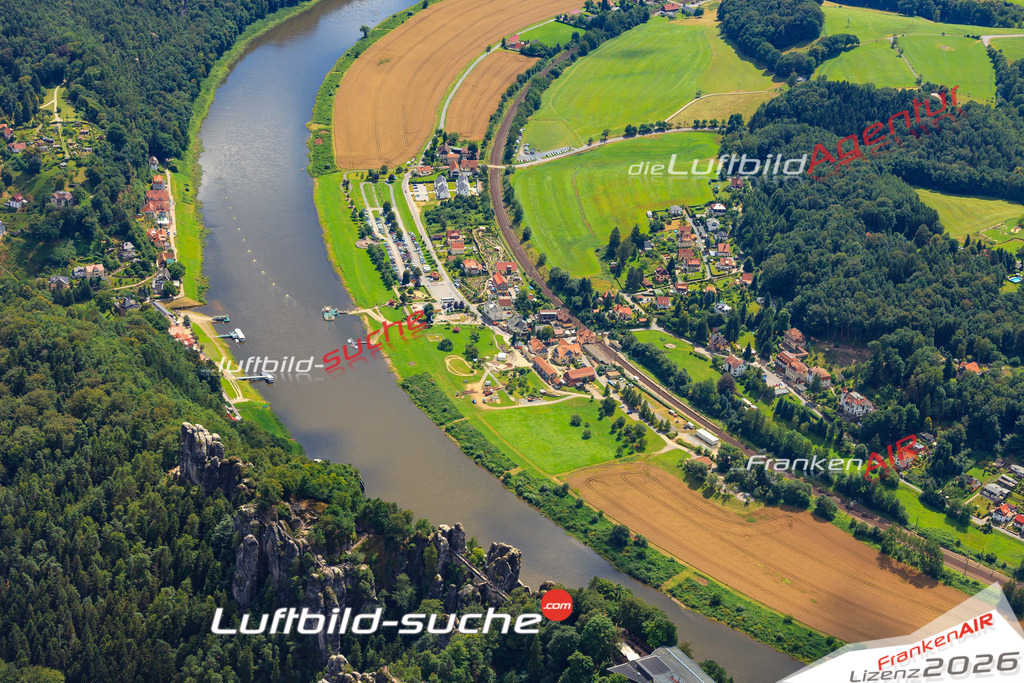 Die Luftaufnahme Saechsische_schweiz - Rathen wurde vom UL-Flugzeug (keine Drohne) aus fotografiert.Hohe Druck- Auflösung-die Geschenkidee!
