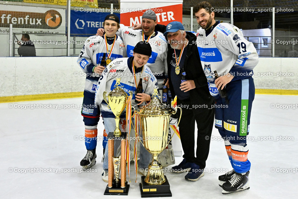 ESC Sparkasse Steindorf Meister 2025/26 | #21 Walder Patrik ESC Steindorf, #31 Schmarl Markus ESC Steindorf, #72 Hobitsch Samuel ESC Steindorf, #79 Petrik Benjamin ESC Steindorf, Betreuer ESC Steindorf Stefan Platzner, ESC Sparkasse Steindorf Meister 2025/26, ESC Sparkasse Steindorf Meister 2025/26 am 08.03.2026 in Althofen (Stadthalle Althofen), Austria, (Photo by Bernd Stefan)