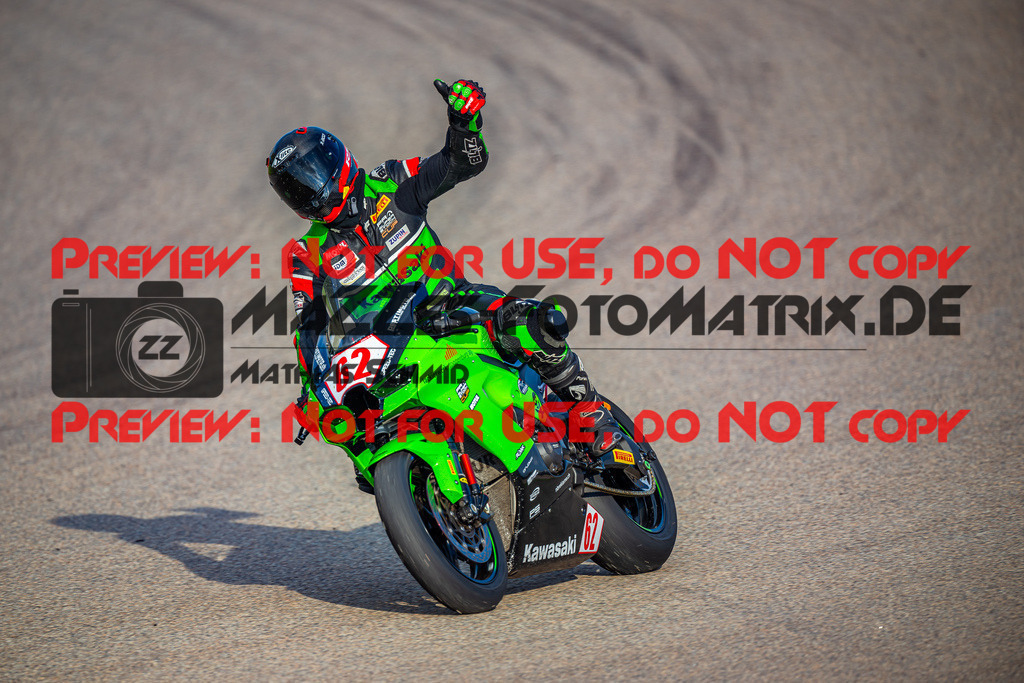 MaZZes_FotoMatrix_240504_6007705_6680 | STK1000