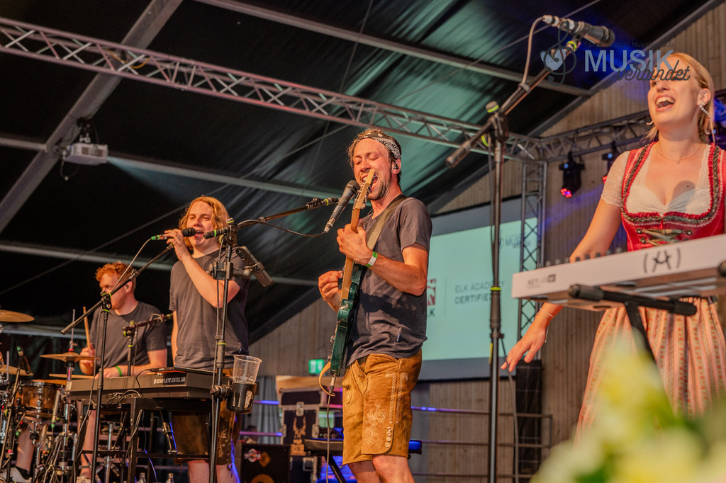 DSC_3277 | "Fussifoto.com – Ihr Ansprechpartner für hochwertige Fotografie! Entdecken Sie kreative Bilder und professionelle Dienstleistungen. Kontaktieren Sie uns für Ihre Projekte!"