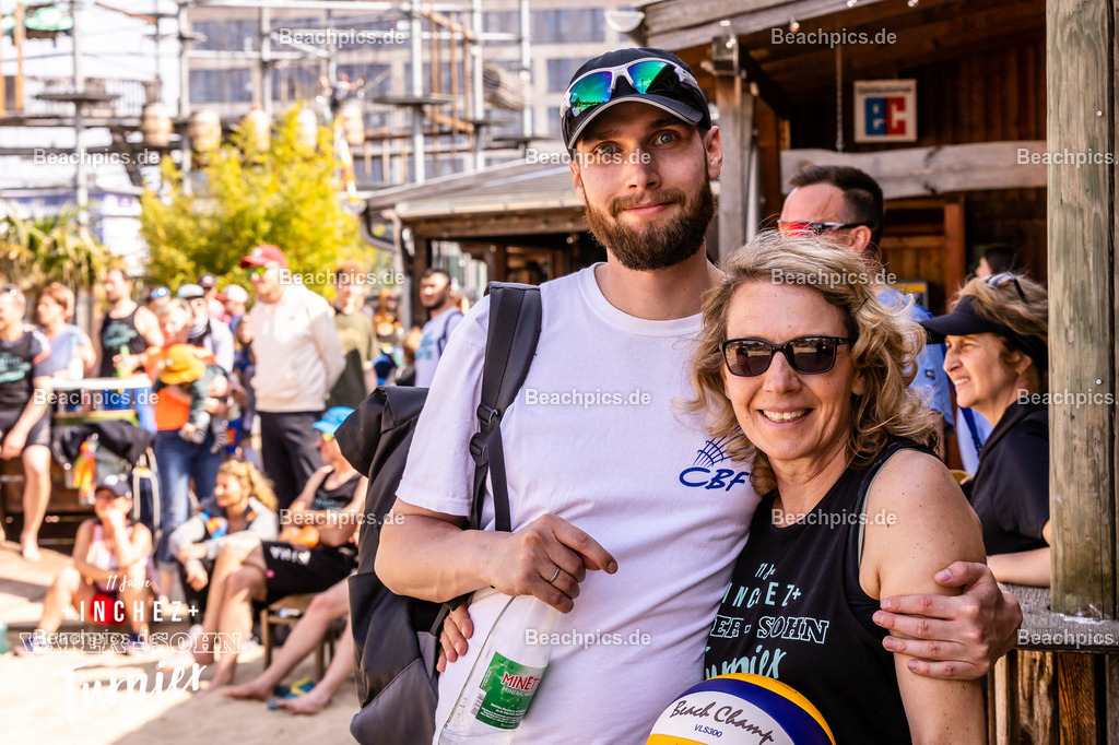 2023-00069888-Vater-Sohn-Turnier | 18.05.2023; Berlin Foto: Gerold Rebsch - www.beachpics.de