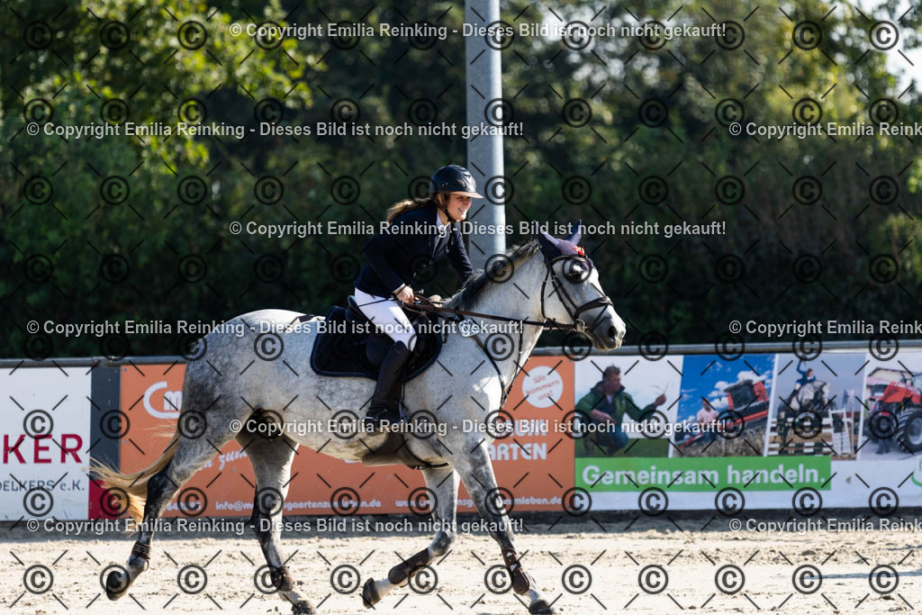 CL5A6101 | Emilia Reinking Fotografie - Realisiert mit Pictrs.com