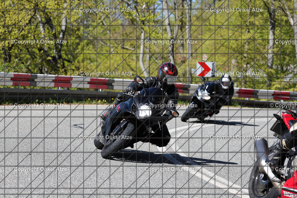 IMG_7724 | Fotograf am Kyffhäuser. Onkel Atze. Kyffhäuser Rennstrecke. Café36. Motorsportfotografie. - Realisiert mit Pictrs.com