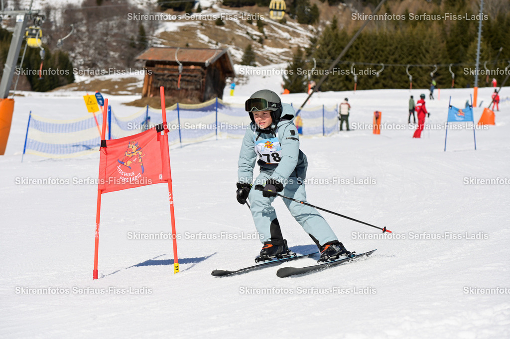 SRF_27.02.2026_417 | Skirennfotos,Serfaus,Fiss,Ladis,Kinderskirennen,Winter,Tirol,Oberland,skirace,SFL,feelfree,weil wir's genießen,ski,Ski,skifahren,Sonnenplateau, - Realisiert mit Pictrs.com