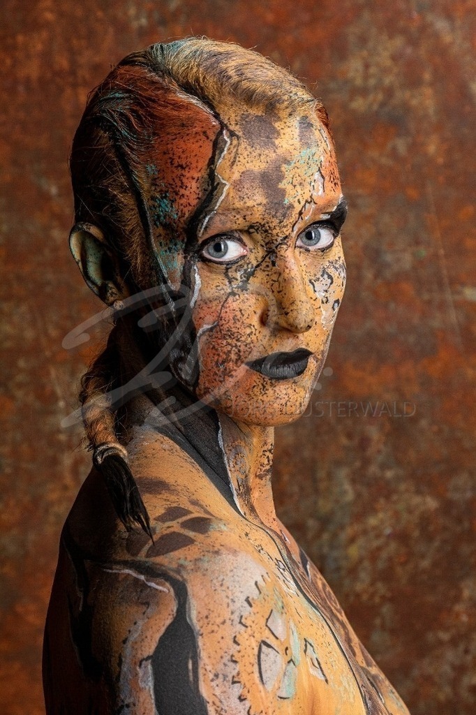 Bodypainting-ROSTY_4213 | #007 | Modell: Juliane | Foto: Jörg Bredemeier - Realisiert mit Pictrs.com