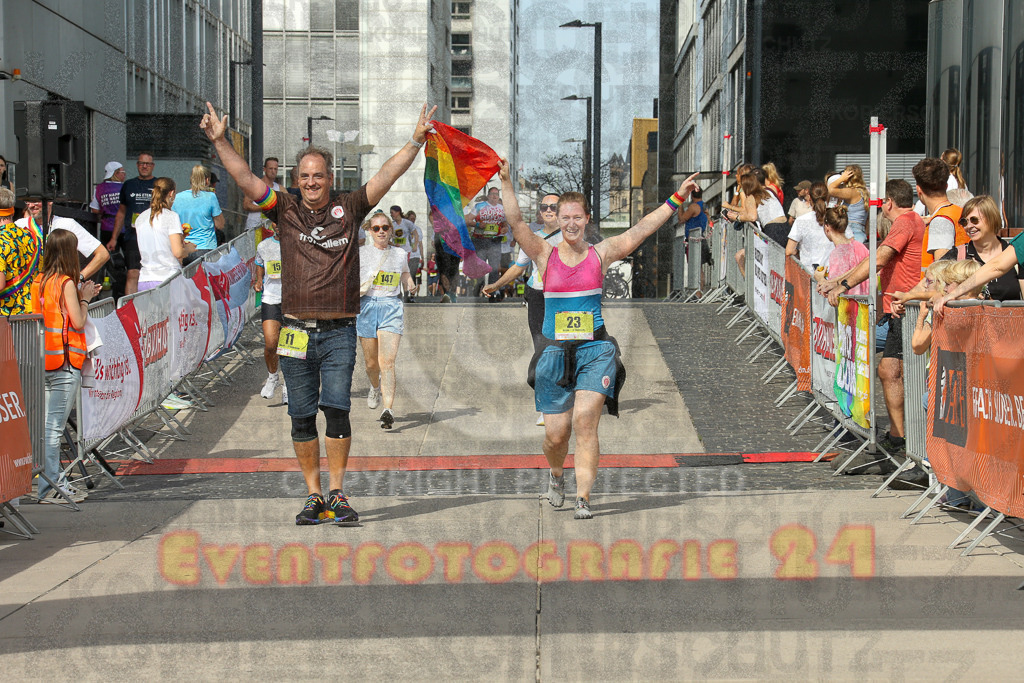 250920_1347_EX1_6681 | Sportfotografie im Rhein-Sieg Kreis, Köln, Bonn, NRW, Rheinland Pfalz, Hessen, etc. Unser Tätigkeitsfeld umfasst den Laufsport vom Volkslauf über den Marathon, Duathlon, Triathon bis zum Ultralauf wie Kölnpfad Ultra oder Schindertrail.