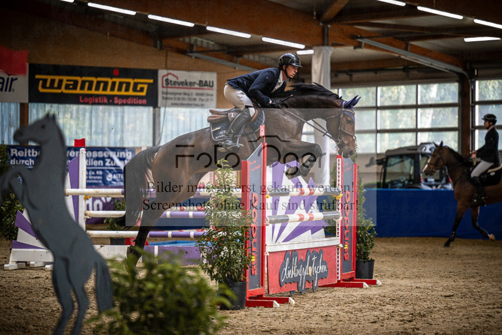 DOS_1158 | Entdecke hochwertige Reitturnierfotos von Foto Oger. Professionell, emotional und authentisch – jetzt Lieblingsmomente im Shop bestellen.Deutschlandweite Turnierfotografie. - Realisiert mit Pictrs.com