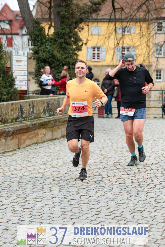 VR Bank Hauptlauf 10000m | 3 Koenigslauf 2023 - Realisiert mit Pictrs.com