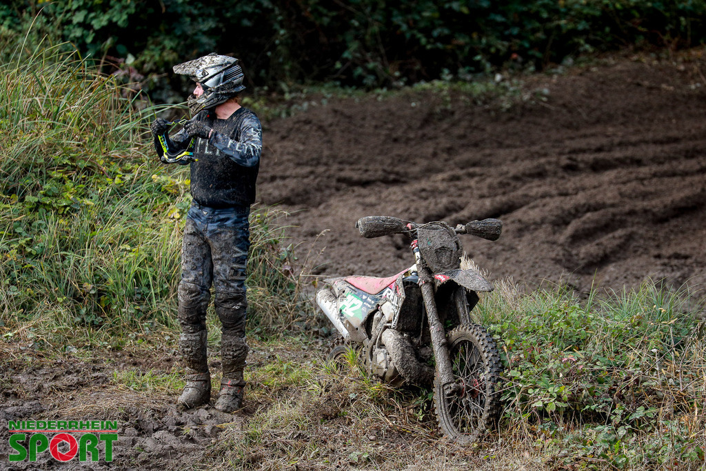 OpenTrack2024_Samstag_164 | Bildergalerie von Sport-Ereignissen aber auch von weiteren spannenden Dingen - nicht nur vom Niederrhein. In Anlehnung an den bekannten Spruch von Hanns Dieter Hüsch heißt das Motto: "Niederrhein ist überall".  - Realisiert mit Pictrs.com