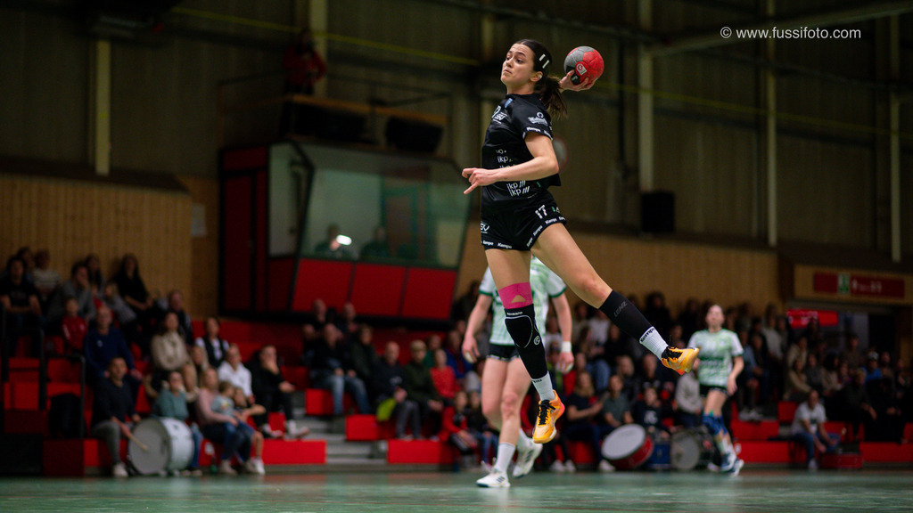 DSC_0535 | "Fussifoto.com – Ihr Ansprechpartner für hochwertige Fotografie! Entdecken Sie kreative Bilder und professionelle Dienstleistungen. Kontaktieren Sie uns für Ihre Projekte!"