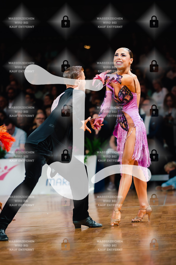 GOC 2025 - WDSF GrandSlam Latin 29th (129) Daniel Schmuck _ Irina Tudorache (Germany)-2025-08-23-2586 | Webshop for digital downloads and prints of dance sport, event & show photographer Julian Link - Realisiert mit Pictrs.com