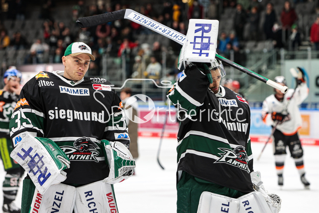 Augsburger Panther - Loewen Frankfurt | Markus KELLER (AEV #35) und Dennis ENDRAS (AEV #44) sind bedient nach der Partie