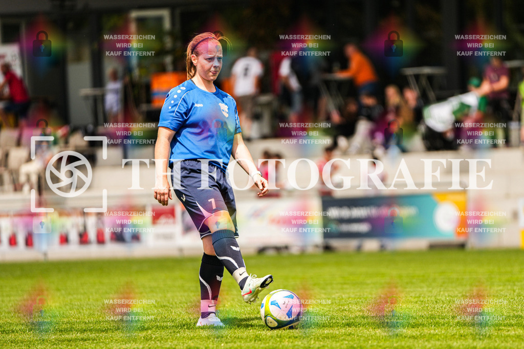 GER, FC Hauingen - SV Waldhaus, Frauen-Fussball, Rothaus Bezirkpokal, Finale, Saison 2024/2025, 29.05.2025 | GER, FC Hauingen - SV Waldhaus, Frauen-Fussball, Rothaus Bezirkpokal, Finale, Saison 2024/2025, 29.05.2025Foto: TH Fotografie/Alessio Bosco