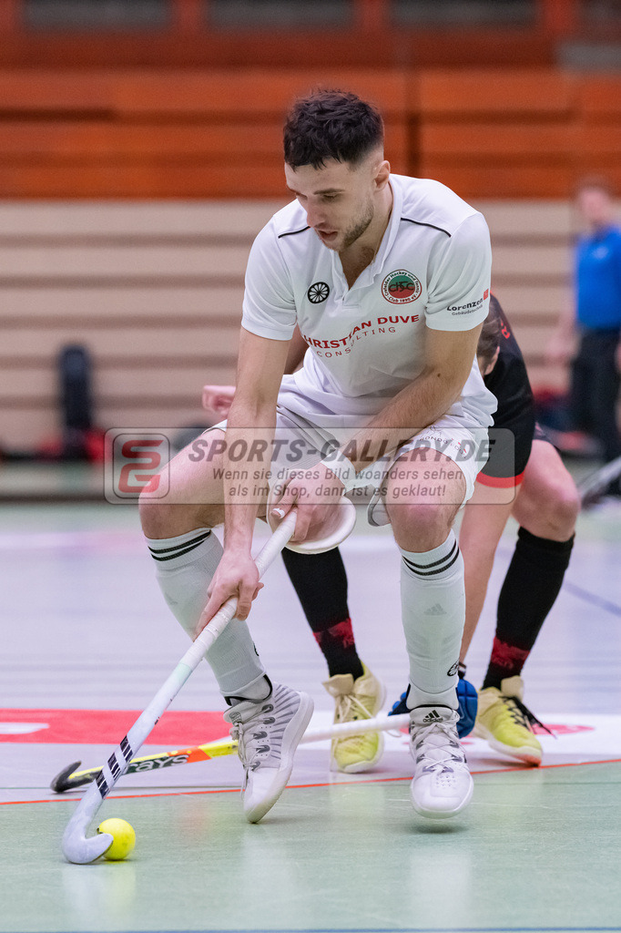 HK_20230113_102759 | 1. Bundesliga ( Halle ) Herren Crefelder HTC - DSD Düsseldorf am 13.1.2023 Crefelder HTC  ( CHTC ) Halle Glockenspitz , Krefeld , Bachmann Lucas Maximilian ( Crefelder HTC #15 )
