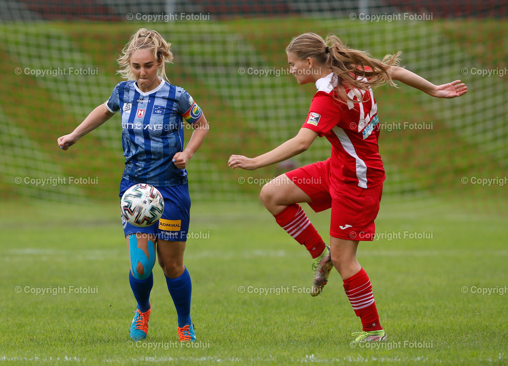 A_LUI_180922_03 | SPORT,FUSSBALL,PLANET PURE FRAUEN BUNDESLIGA SPG UNION KLEINMUENCHEN/BLAU WEISS LINZ—SKV DER POOLBAUER ALTENMARKT 18.09.2022 IM BILD: KATHARINA MESSTHALER (KLEINMUENCHEN ) UND MICHALE NEDOROSTOAVA  (ALTENMARKT) FOTO:FOTOLUI