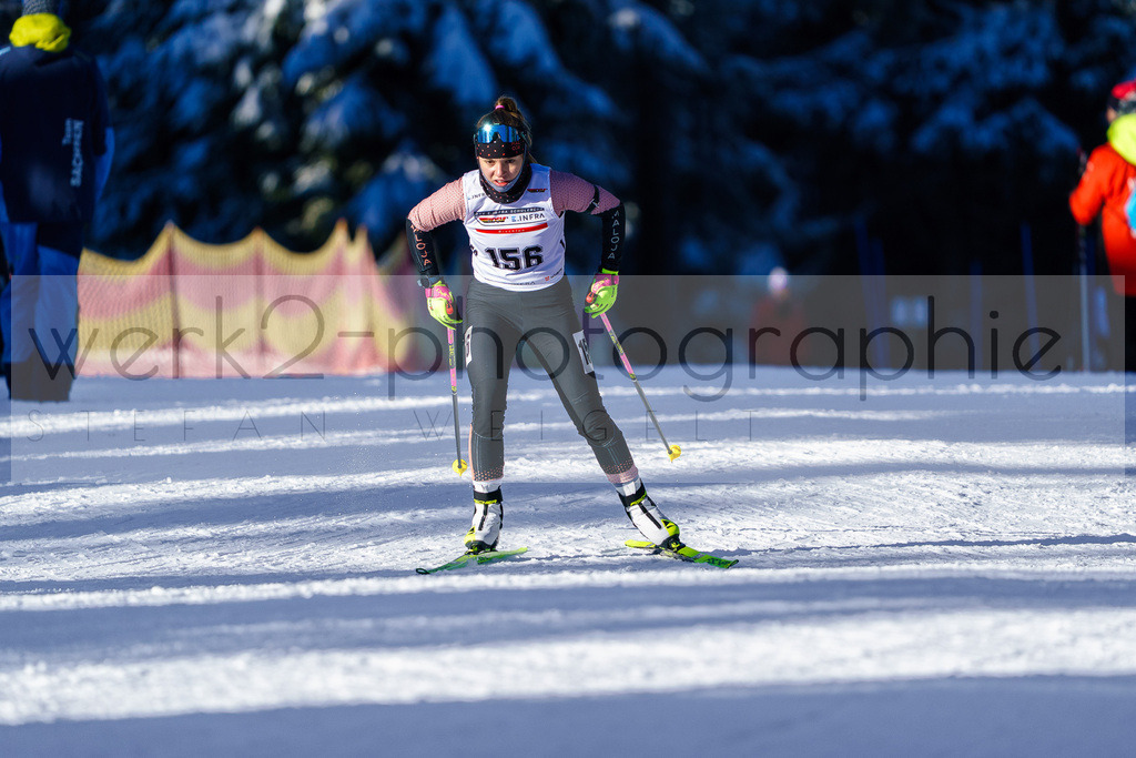 DSC Oberwiesenthal | Vom 19. - 21. Januar fand in der Sparkassen-Skiarena Oberwiesenthal der DSV E.INFRA Schülercup Biathlon statt.