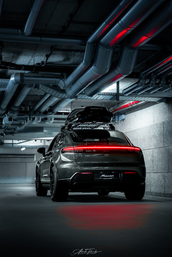 R6AT6656 _Alexander Tschuncky | Entdecken Sie die faszinierende Welt von Alexander Tschuncky Arts: Kreative Fotografie, atemberaubende Automobilkunst und hochwertiger Bilderdruck. Lassen Sie sich inspirieren! - Realisiert mit Pictrs.com